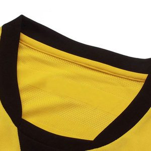 Uniforme de Fútbol 2026, Nuevo, Color Personalizado, Transpirable, Cómodo, Alta Calidad, Diferentes Diseños, Precio Económico para Adultos - Product Image 4