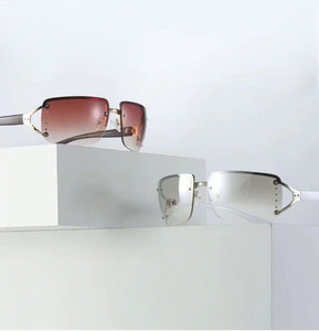 Gafas de Sol Sin Montura de Moda para Mujer, Estilo Europeo y Estadounidense, Gafas Cóncavas para Fotografía de Moda Urbana - Product Image 5