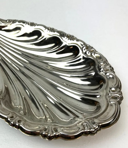 Plateau en forme de coquillage plaqué argent de fabrication indienne, bord festonné orné, plat décoratif en forme de coquillage, centre de table - Product Image 6