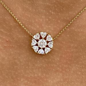 Collar con Colgante de Diamante de Corte Redondo en Forma de Flor, Colgante con Halo en Forma de Corazón, Diamante Cultivado en Laboratorio, Oro Amarillo Sólido, Joyería de Boda, Regalo - Product Image 1