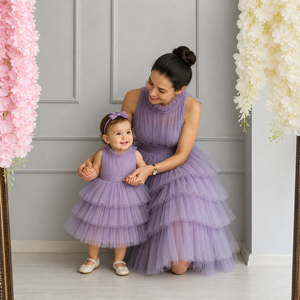 Ensemble de robes en tulle élégantes assorties mère-fille, tenue de fête superposée, sans manches, col à volants, robe jumelle mère-fille pour la famille - Product Image 2