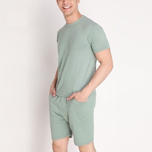 Fabricant OEM en gros sur mesure, fournisseur de vêtements en coton pour hommes, ensembles d'été en jersey simple 180 GSM, production de vêtements en gros avec étiquette privée - Product Image 5