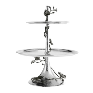 Etagere de Lujo de 2 Niveles con Diseño de Orquídea Blanca, Soporte para Pasteles y Repostería de Acero Inoxidable Martillado y Niquelado Hecho a Mano, en Oferta - Product Image 1