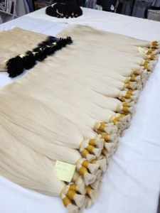 Cabello Virgen Vietnamita Dream Hair T03 en Paquetes de 100g, apto para permanente, disponible en todos los colores, súper doblemente trenzado para puntas gruesas y voluminosas - Product Image 3