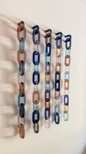 Chaînes en résine peintes à la main - Forme personnalisable, décoration multi-usages pour la maison et les murs - Product Image 3