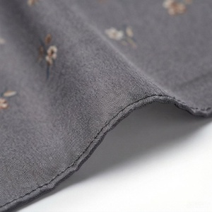 Pañuelos Hijab de Seda Chifón Transpirable con Estampado Digital de Lazos Florales de Marca Personalizada, de Alta Calidad, Suaves y Étnicos para Mujeres Musulmanas - Product Image 6