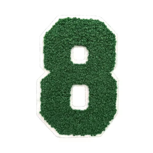 Chapeaux tendance à prix abordable avec logo personnalisé, patchs brodés en PU de haute qualité, bordure adhésive Merrow, fabriqués au Pakistan - Product Image 1