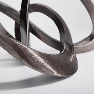 Sculpture d'anneaux entrelacés abstraits de style vintage, aspect métallique moderne, accent décoratif pour la maison, le bureau, la table, l'étagère, objet décoratif - Product Image 3