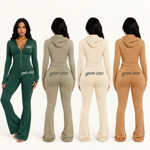 Ensemble de survêtement deux pièces pour femme : veste zippée et pantalon évasé, tenue de sport décontractée urbaine, vente en gros - Product Image 3