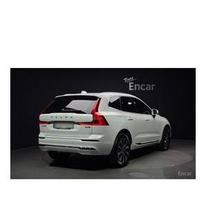 Volvo XC60 B5 Ultimate 2023 con Volante a la Izquierda, Caja de Cambios Automática, Asientos de Cuero, Cámara Trasera - 40,339 km, Color Brillante - Product Image 2