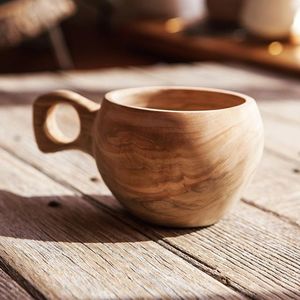 Mug à café et à thé en bois d'olivier nordique artisanal avec poignée, vaisselle écologique réutilisable pour la maison et le camping - Product Image 6