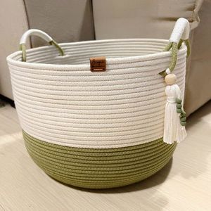 Cesta organizadora moderna para el hogar, contenedor de almacenamiento de alta gama, esencial para la decoración contemporánea, elegante cesta de almacenamiento para el hogar - Product Image 1