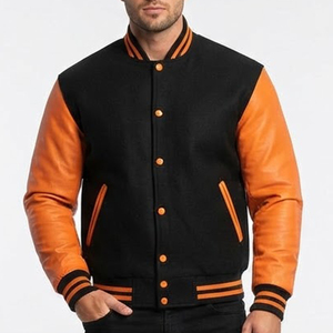 Blouson universitaire personnalisé pour homme, noir et orange, avec manches en cuir, poignets côtelés, fermeture boutonnée, style sportif automne - Product Image 1
