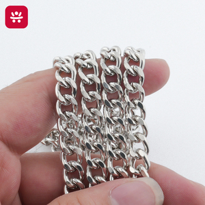 Cadena para Bolso de <span class=keywords><strong>Mujer</strong></span>, Accesorio para Bolso Cruzado, Cadena de Metal Ajustable con Trébol de Cuatro Hojas, Cadena Dorada Personalizada para Bolso - Product Image 3