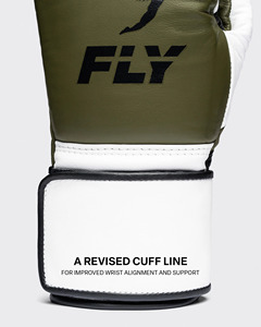 Professional Fly Green & White Lace Up Boxing Gloves Customized Genuine Leather Martial Arts MMA Muay Thai Sports Gear - Product Image 6