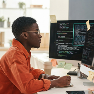 Services d'ingénierie des données UNIVENTURE et solutions d'architecture de pipeline avancées pour les systèmes d'entreprise modernes - Product Image 4