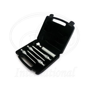 ชุดเครื่องมือตรวจทวารหนักสุนัขแบบมีไฟ 5 ชิ้น ชุบโครเมียม ทำจากทองเหลือง ประกอบด้วย 4 หัวตรวจ และด้ามจับใช้แบตเตอรี่ 2C บรรจุในกล่องพลาสติก - Product Image 5