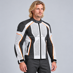 Veste en mesh réfléchissante pour motard avec détails haute visibilité, panneaux aérés, poignets ajustables et coupe confortable pour la conduite nocturne - Product Image 6