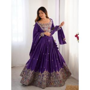 Conjuntos de Moda para Mujer, Hermoso Lehenga Choli con Bordado de Hilo Dori y Lentejuelas - Product Image 6