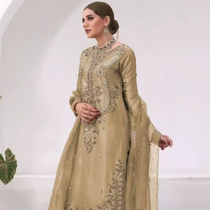 Conjunto de Top, Pantalón y Dupatta de Fiesta para Mujer con Elegante Bordado - Product Image 1