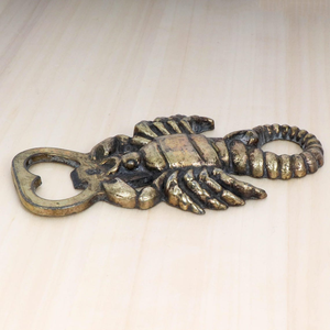 Ouvre-bouteille Scorpion vintage en laiton massif, fait main, outil de bar décoratif, design Scorpion, ouvre-bouteille pour la maison et les restaurants - Product Image 2