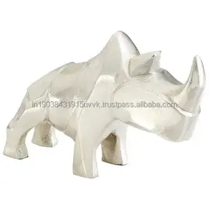 Trend kızgın Rhino heykeli metal heykel toptan masa sayaç vitrin dekoratif katı alüminyum heykel düşük maliyetli