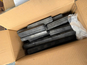Machine de fabrication de briquettes de charbon de bambou et de sciure de bois, combustible pour barbecue en bois dur, 7000-8000 Kcal/Kg, forme en morceaux, carbone fixe 75-85% - Product Image 4