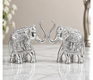 Figurine d'éléphant moderne de luxe plaquée argent, faite à la main, avec émail or et bleu, décoration d'intérieur, objet décoratif pour Diwali - Product Image 6