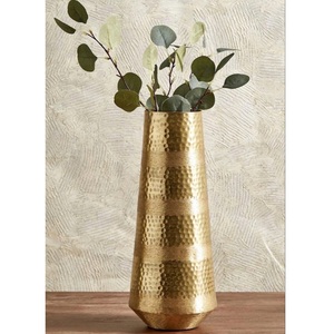Premium Handmade Eco-Friendly High Quality Iron Floor Flower Vase Customizable Coastal Style Personalized Design for Home Office - Product Image 4