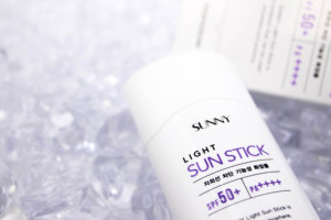 [Harmanico] momosew sunlight Sun Stick SPF 50 + PA ++++ 24g High SPF sunshield sun stick Sunblock sun block - Product Image 3