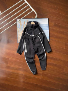 OEM <b>Men</b> Jogger Sets Two Piece Set Patchwork Zip up Puff <b>Track</b> Nylon <b>Jacket</b> and <b>Track</b> Pants Custom Nylon Tracksuit <b>Men</b> - Product Image 6