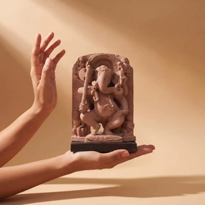 Sculpture de Ganesha du Xe siècle, réplique d'art de temple hindou représentant le dieu éléphant - Product Image 1