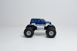 Voiture RC Mirana 2WD tout-terrain - Rock Rider |   Quad à grande vitesse avec télécommande/application intégrée et haut-parleur |   Niveau d'expertise - Product Image 2