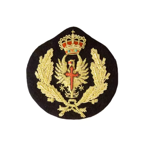 Handmade Embroidered Custom Made Bullion Wire Royal Crown Patches 3D Embroidery Golden Patches Fashion <b>Badges</b> Uniform Canvas - Product Image 2
