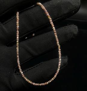 Cuentas facetadas redondas de diamante rojo champán de 1.8-2.4mm, 15 quilates, 15 pulgadas, genuinas, naturales, para pulsera, venta al por mayor, a granel, con brillo. - Product Image 2