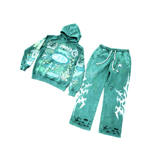 Wholesale Men Sweatsuit Set Full Sleeve Hoodie and Sweatpants Streetwear Sweatsuit - Product Image 2
