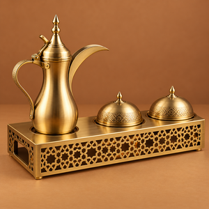 Ensemble à café en métal de style moyen-oriental avec pot Dallah et plateau décoratif, design portable et durable pour les mariages et les fêtes - Product Image 3