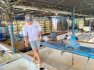 Látex Natural DRC al 60%, Materiales Líquidos de Caucho Crudo HA MA LA, Precio de Fábrica NBR, Suministrado por el Fabricante NGOC CHAU, Ciudad de Ho Chi Minh - Product Image 5