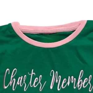 T-shirt vert à col rond avec bordure rose, imprimé graphique « Charter Member », manches courtes, décontracté, en coton, pour femme, vêtement de mode - Product Image 6