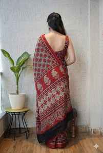 Sari de Seda Modal Premium con Textura Suave y Diseño Tradicional Elegante - Product Image 3