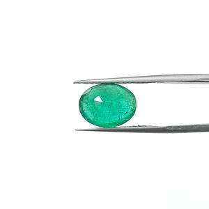 Émeraude ovale verte de 4,50 carats provenant de Zambie, pierre précieuse non montée - Product Image 5