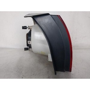 ไฟท้ายมือสองสำหรับรถ Golf IV/V สภาพดีเยี่ยม รุ่น OE 1K6945096N - Product Image 2
