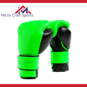 ถุงมือชกมวยระดับมืออาชีพ มีจำหน่ายทั้งแบบ PU และหนังแท้ ผู้ผลิตอุปกรณ์และถุงมือชกมวยแบบกำหนดเอง ซีลโคต ปากีสถาน - Product Image 4