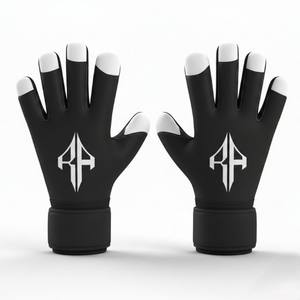 Gants de gardien de but unisexes personnalisés de haute qualité, respirants, en PU, avec protection des doigts et du pouce, par RIVIAN ATLANTIC - Product Image 2