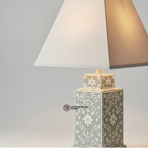 Lampe moderne carrée en os incrusté |   Lampe décorative artisanale pour table de chevet et console - Product Image 2