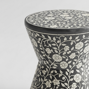 Table d'appoint ronde sculptée à motif floral noir, en os incrusté, faite à la main, pour la vente en gros - Product Image 3