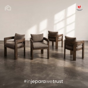 Fauteuil lounge de luxe en teck massif, style Japandi moderne, rembourré, pour café, villa, hôtel, Indonésie - Product Image 1