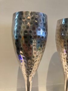 Nouveauté : Flûtes à champagne en acier inoxydable faites à la main, élégantes, à long pied, ensemble de 2 gobelets de mariage - Product Image 3