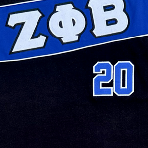 T-shirt décontracté pour femme Zeta Phi Beta, noir avec panneau avant bleu, manches courtes, col rond, coupe classique, 100 % coton jersey, brodé - Product Image 4