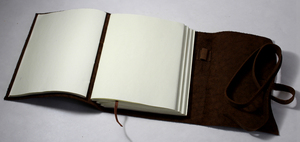 Carnets de notes vintage de haute qualité, faits à la main, en papier de coton recyclé, sans acide, avec reliure en cuir et coutures sur le dos - Product Image 3